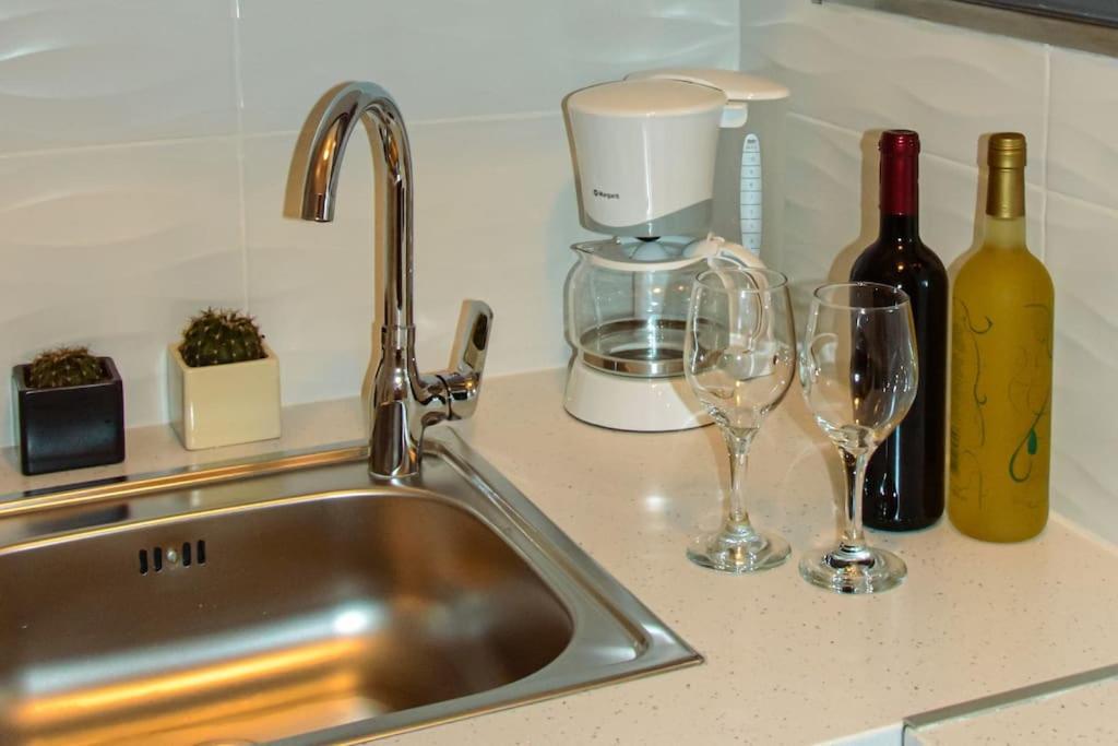 Cozy And Comfortable Apartment In Athens Center Bagian luar foto
